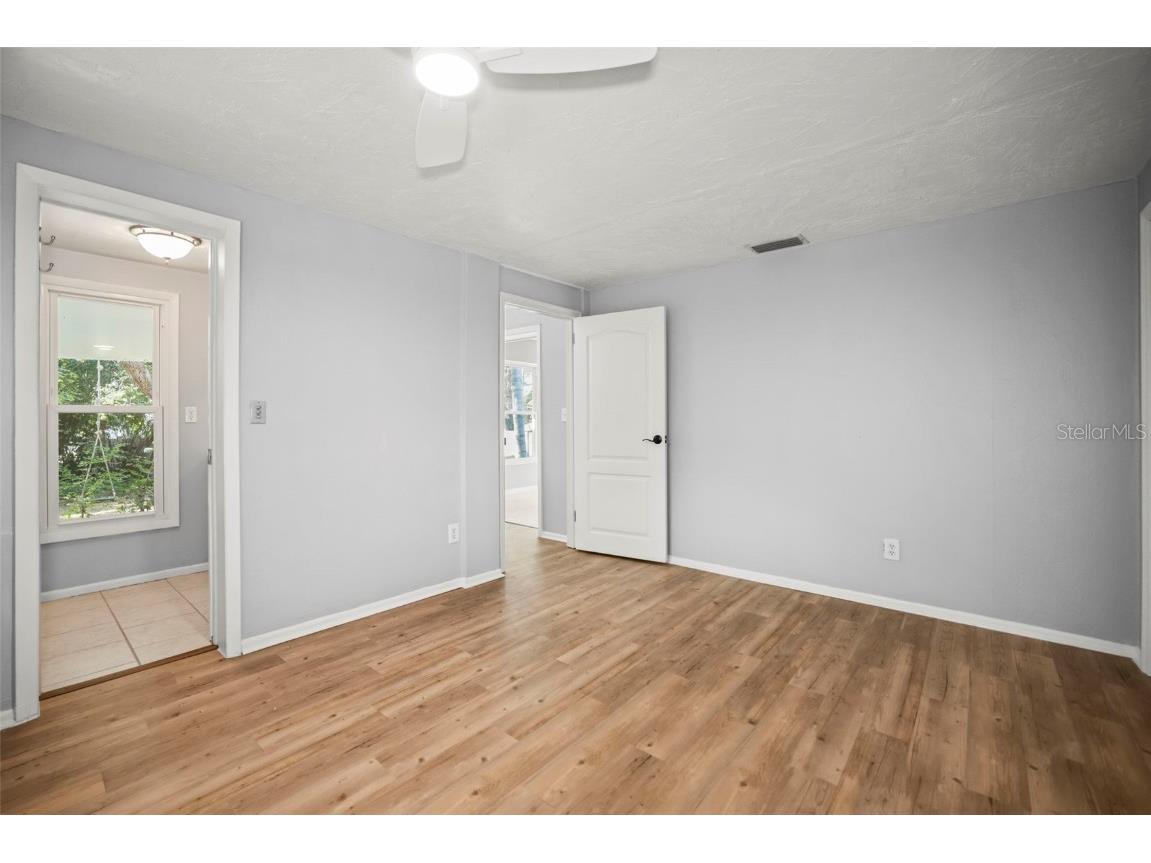 951 Greenway Avenue Dunedin FL 34698 TB8454209 image26