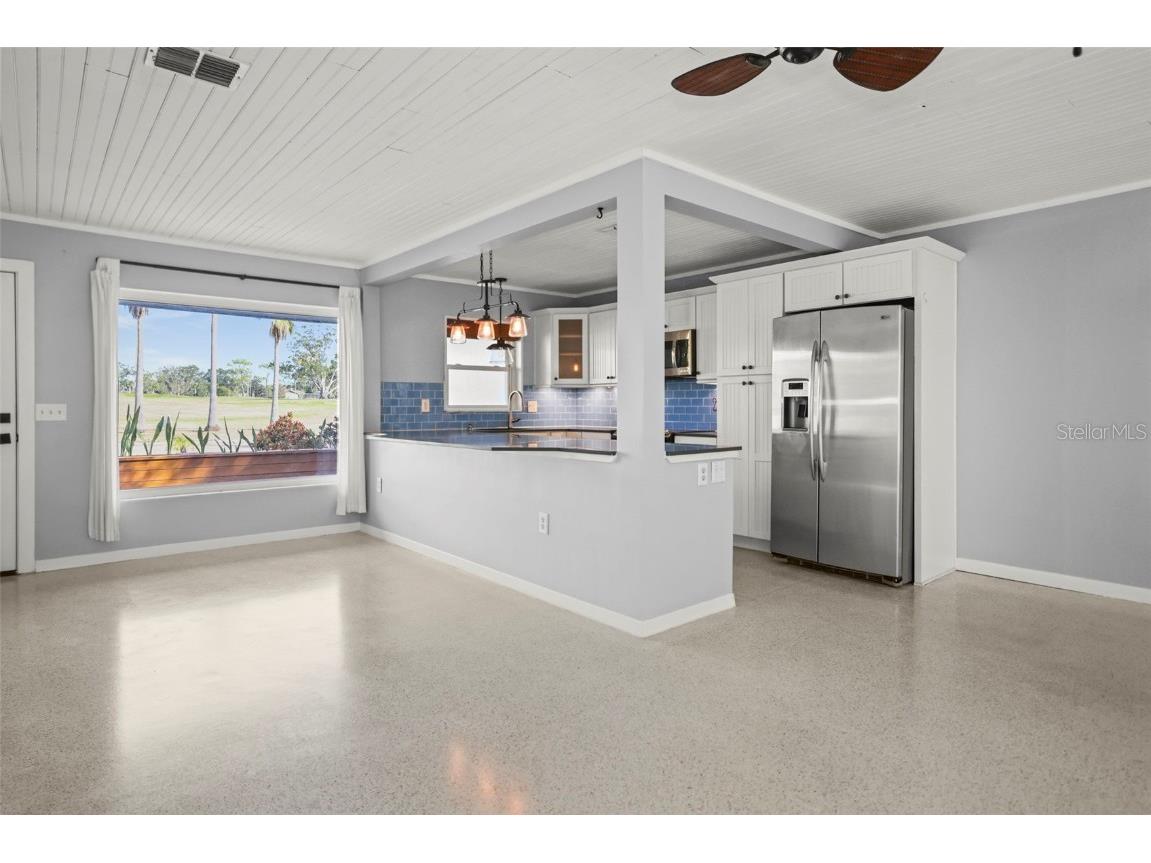 951 Greenway Avenue Dunedin FL 34698 TB8454209 image5