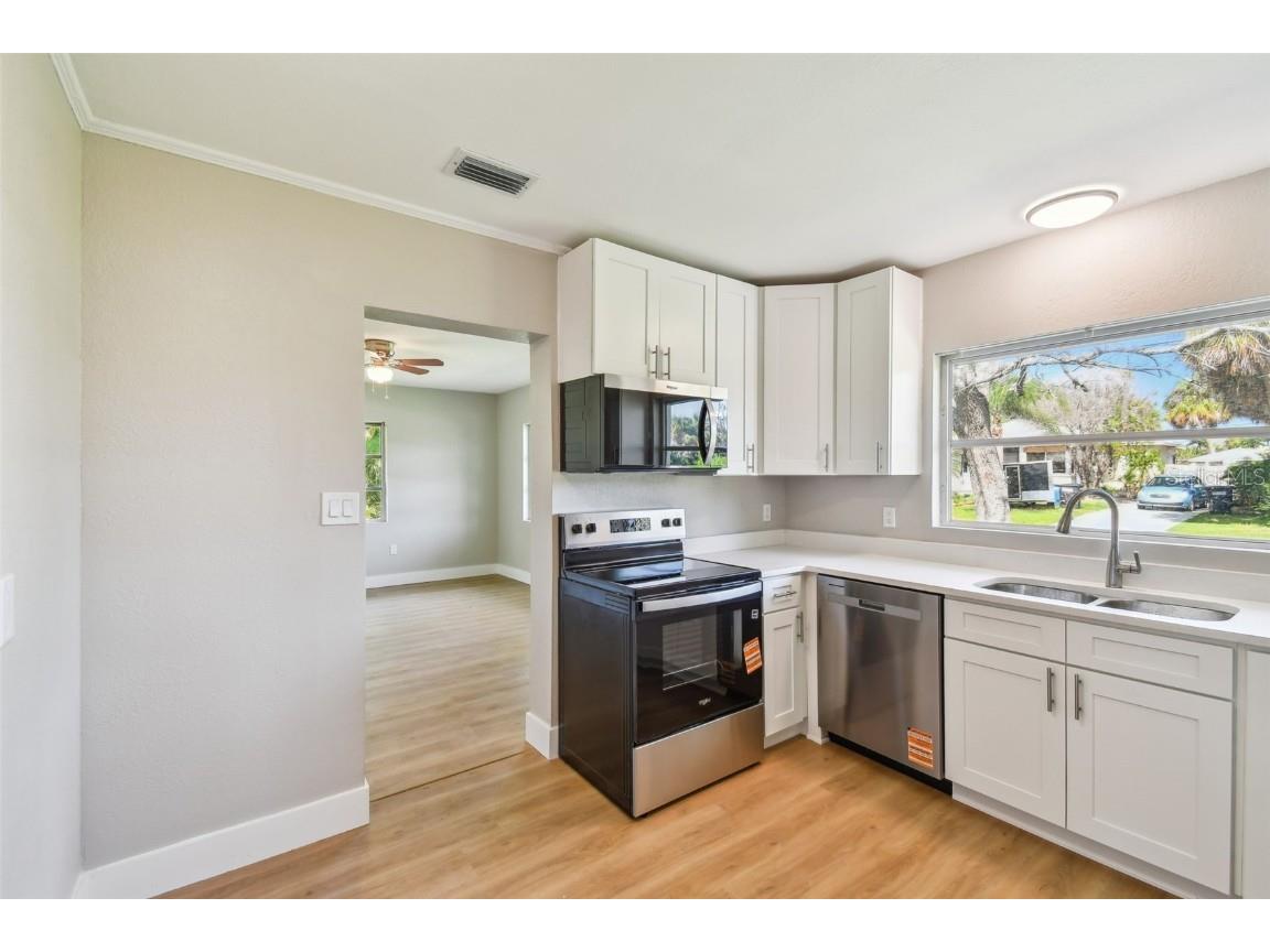 951 Lantana Avenue Clearwater Beach FL 33767 TB8410985 image10