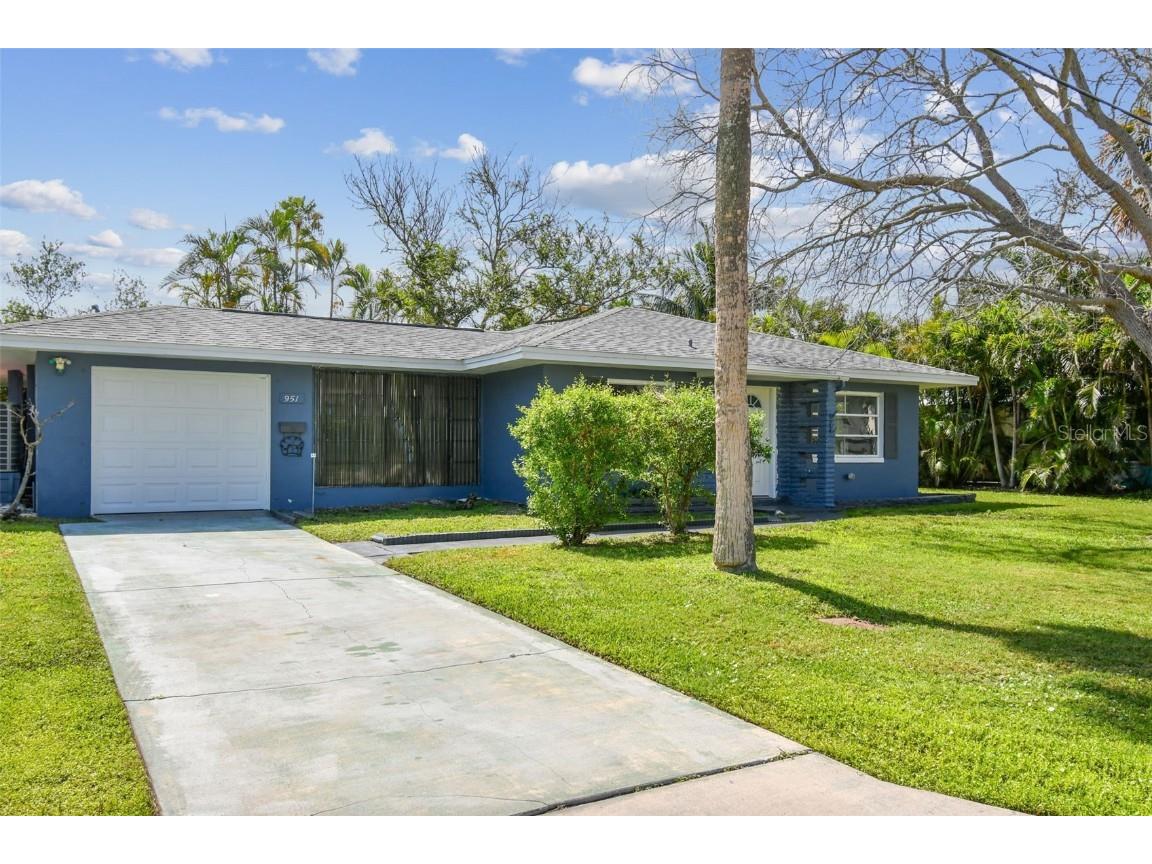 951 Lantana Avenue Clearwater Beach FL 33767 TB8410985 image32