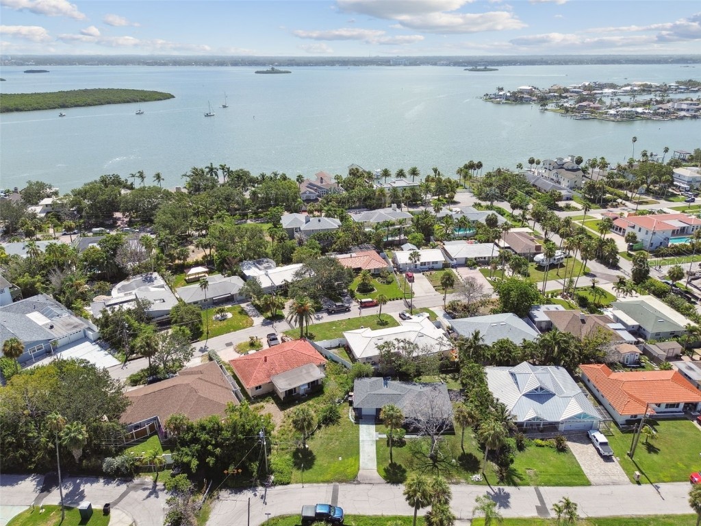 951 Lantana Avenue Clearwater Beach FL 33767 TB8410985 image38