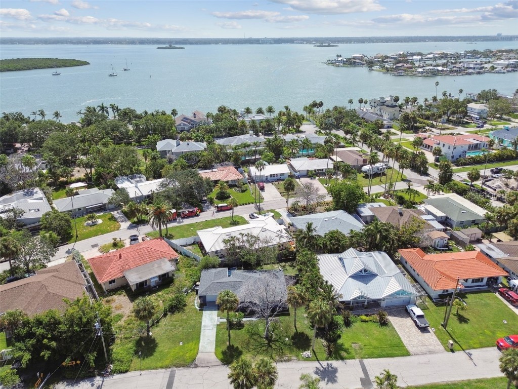 951 Lantana Avenue Clearwater Beach FL 33767 TB8410985 image39