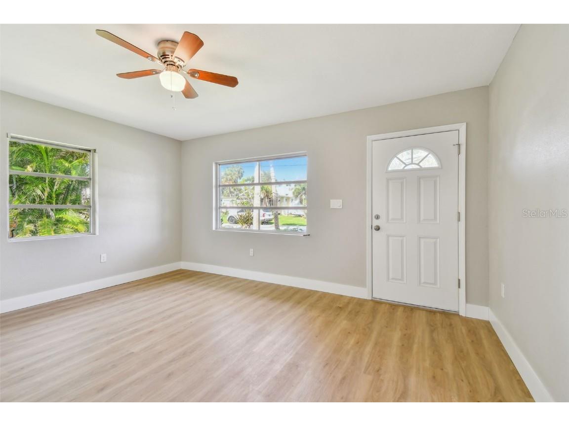 951 Lantana Avenue Clearwater Beach FL 33767 TB8410985 image4