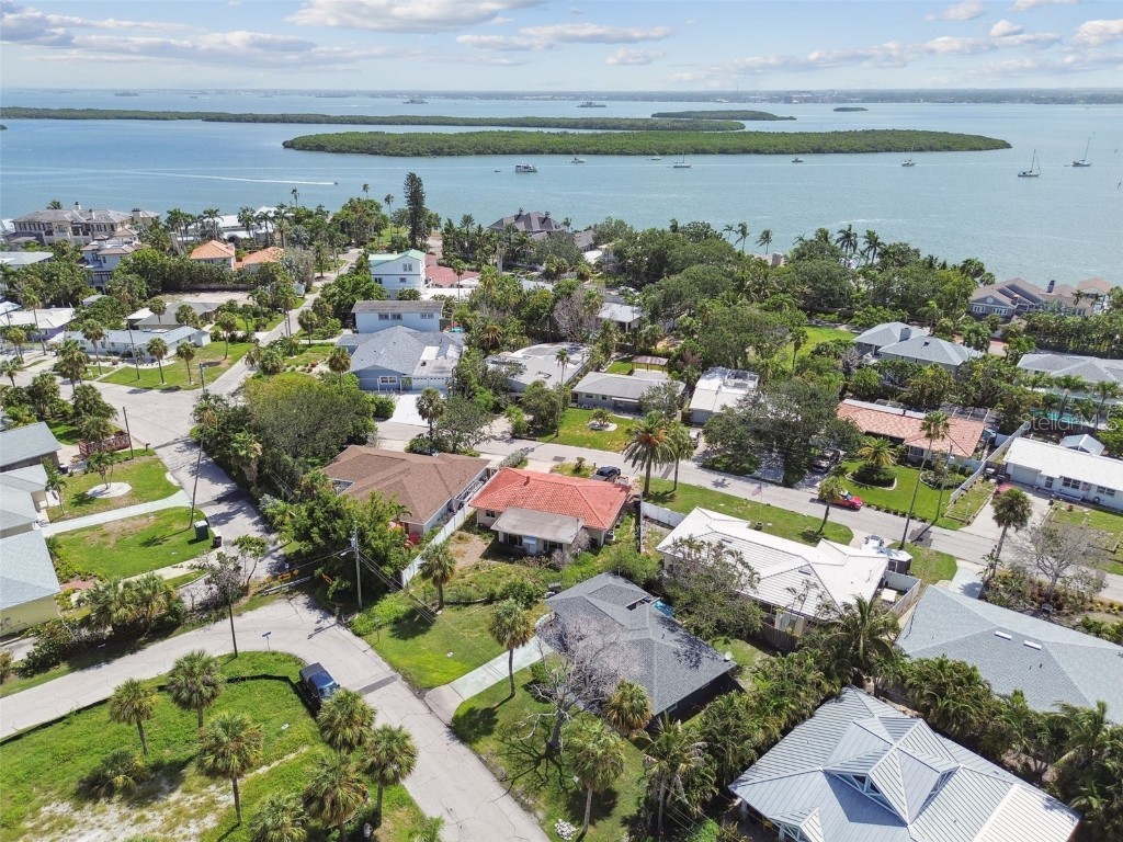 951 Lantana Avenue Clearwater Beach FL 33767 TB8410985 image42