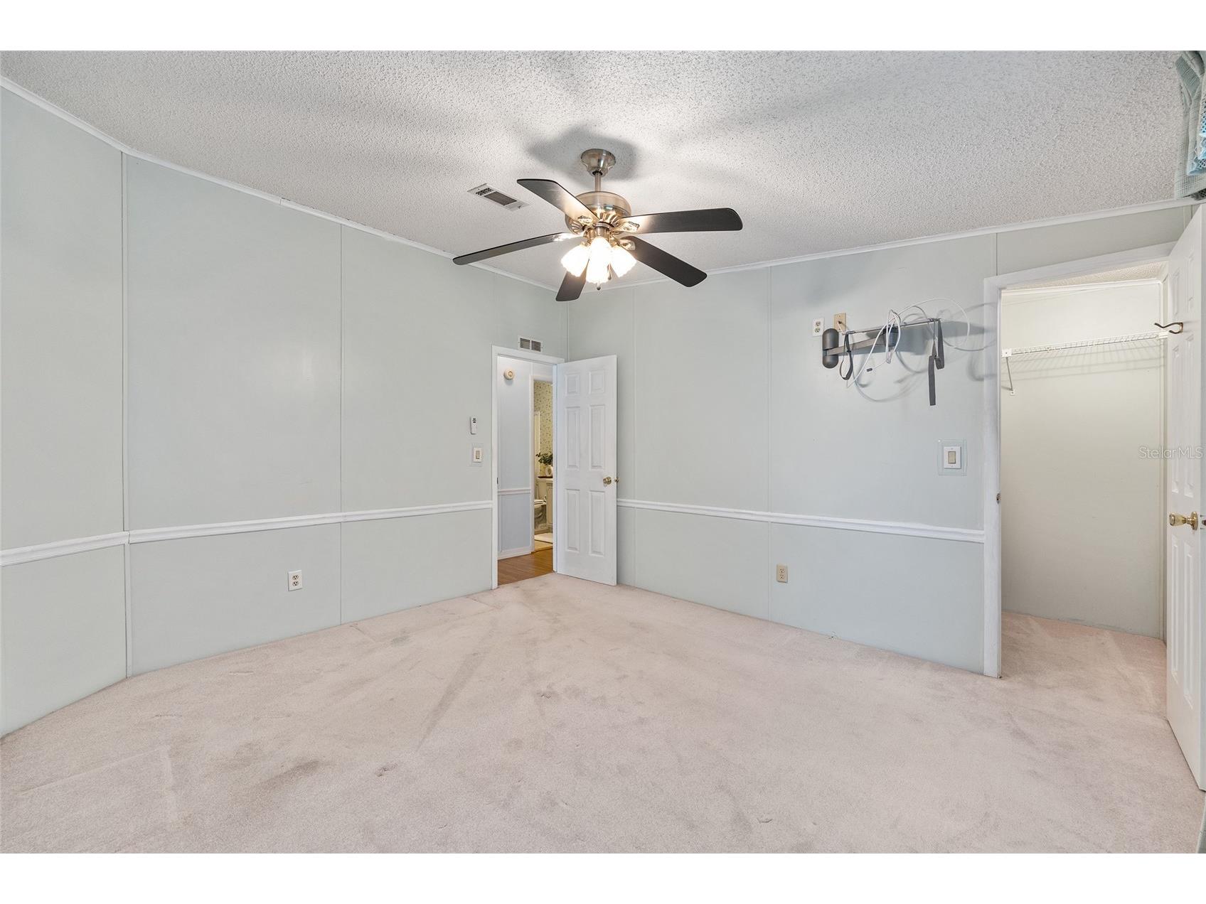 951 Oleander Street Lady Lake FL 32159 OM724813 image18