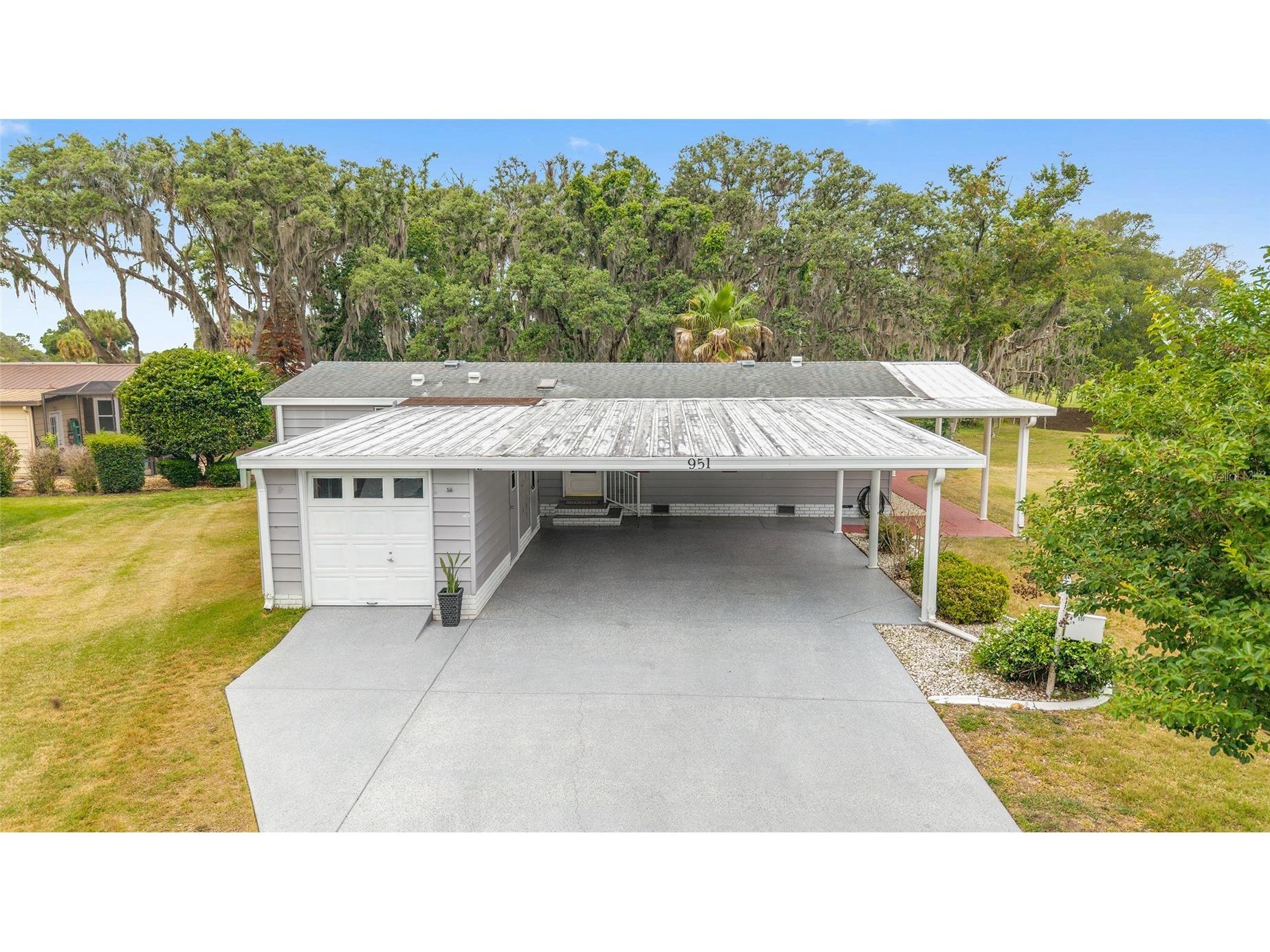 951 Oleander Street Lady Lake FL 32159 OM724813 image21