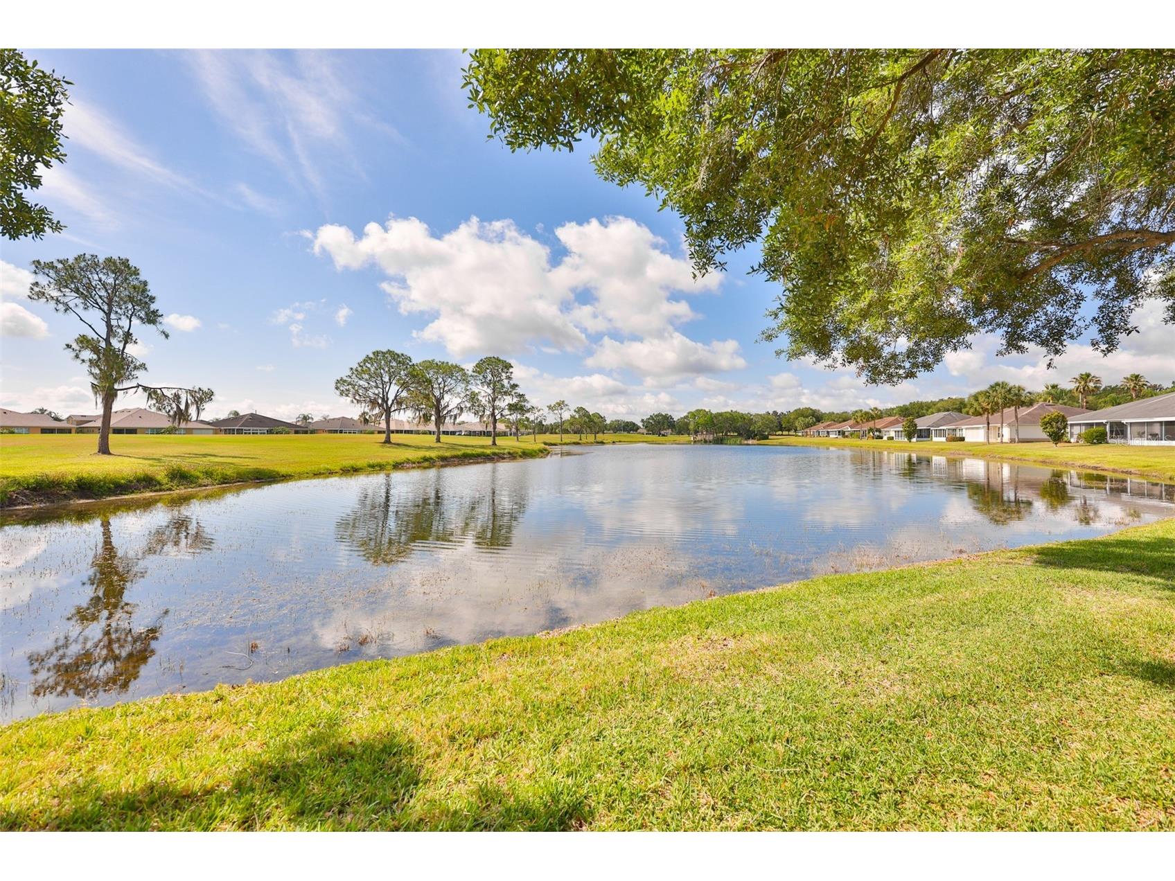 951 Villeroy Greens Drive Sun City Center FL 33573 TB8510267 image52