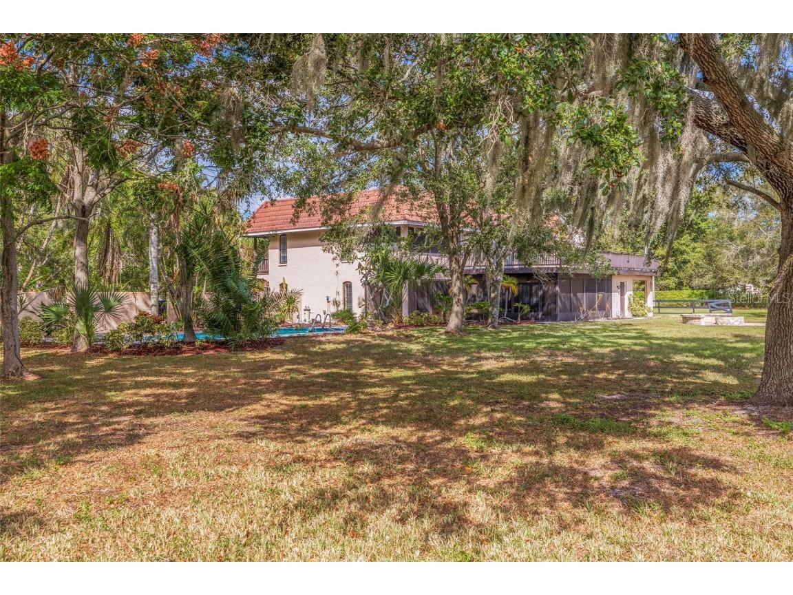 9510 36th Avenue E Palmetto FL 34221 TB8418785 image11