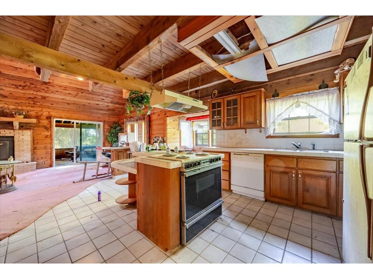 9510 E Oak Court Floral City FL 34436 TB8466139 image3