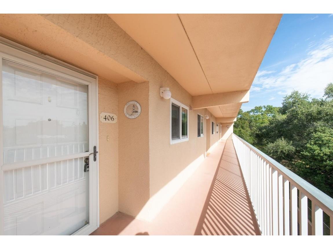 9510 Harbor Greens Way #406 Seminole FL 33776 TB8404105 image3