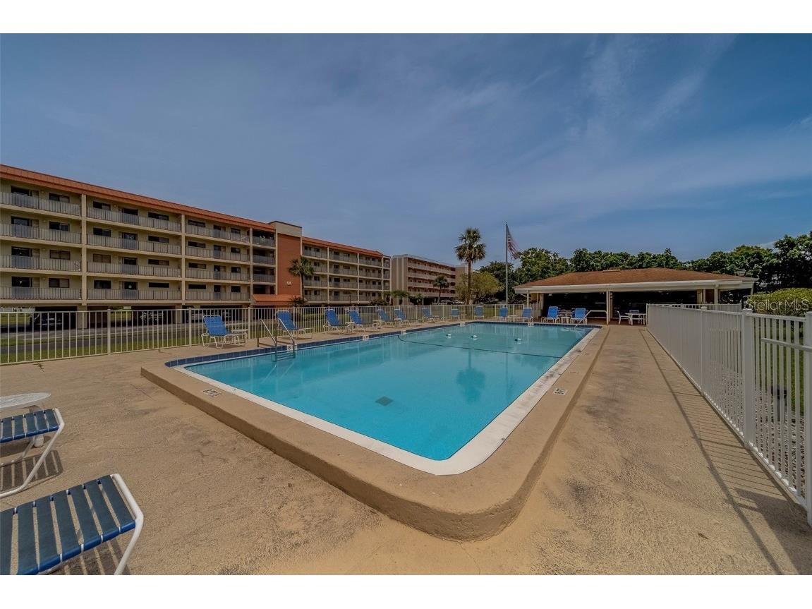 9510 Harbor Greens Way #407 Seminole FL 33776 TB8385840 image2