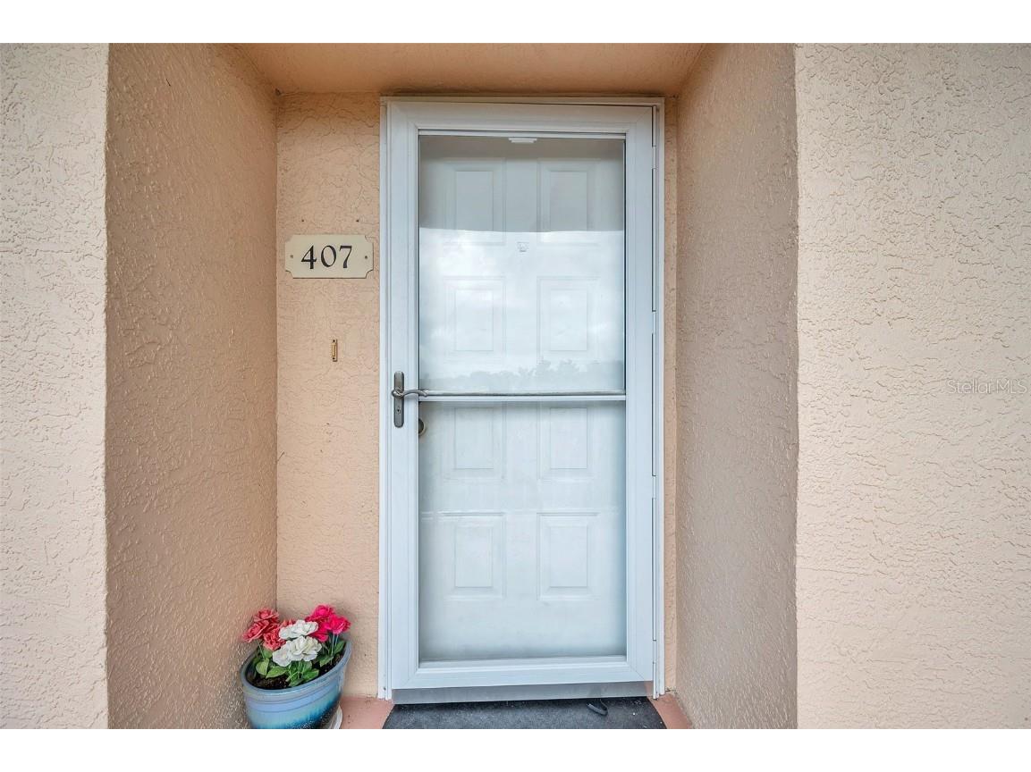9510 S Harbor Greens Way #407 Seminole FL 33776 TB8300430 image1