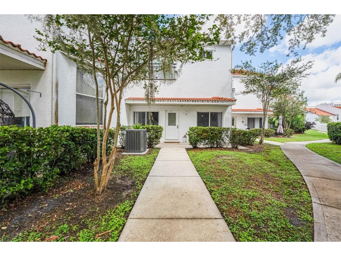 9511 Citrus Glen Place Tampa FL 33618 T3452052 image1
