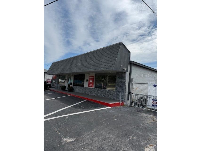 9511 N Nebraska Avenue Tampa FL 33612 TB8502846 image2
