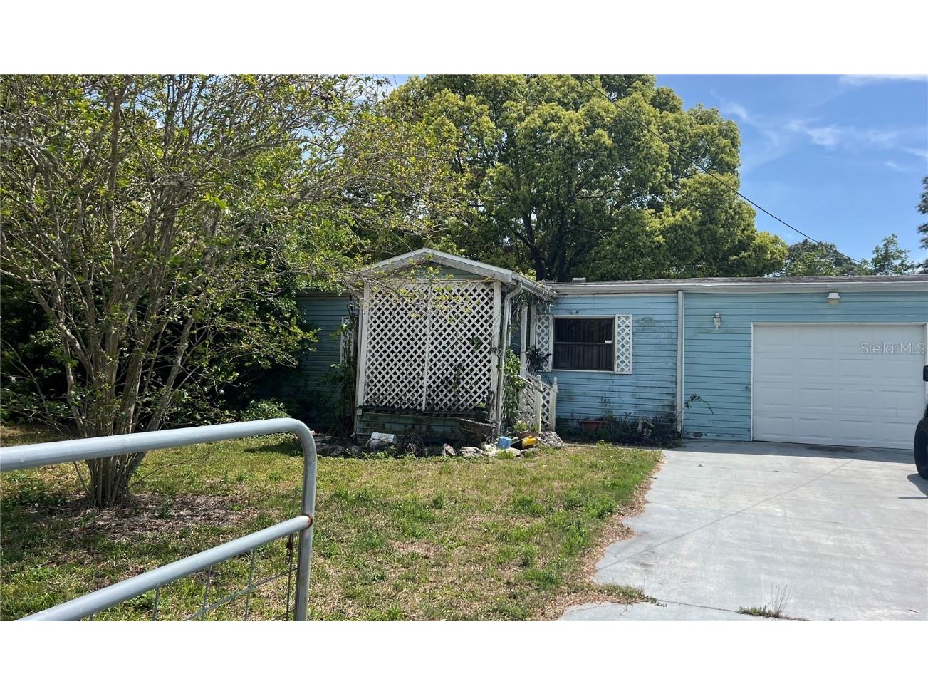 9512 Joe Street Hudson FL 34669 W7873520 image1