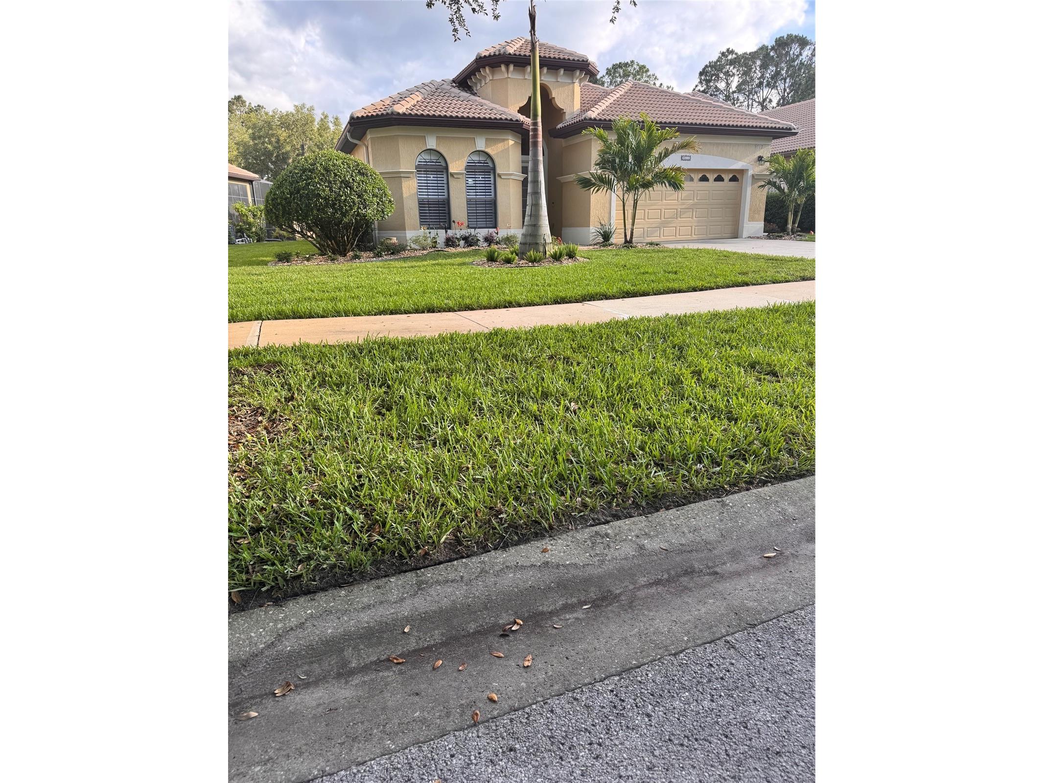 9512 Serra Court Howey In The Hills FL 34737 - HARRIS CHAIN G5109364 image1