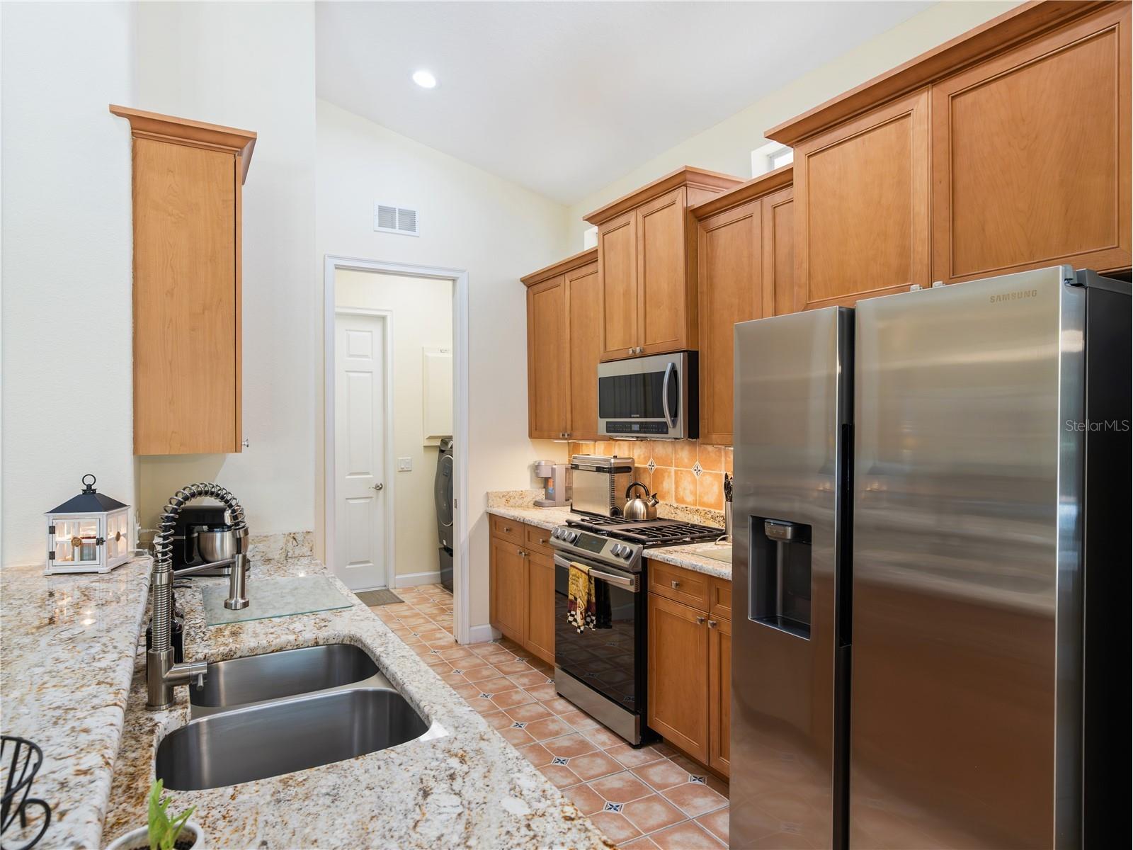 9513 Serra Court Howey In The Hills FL 34737 G5114570 image9