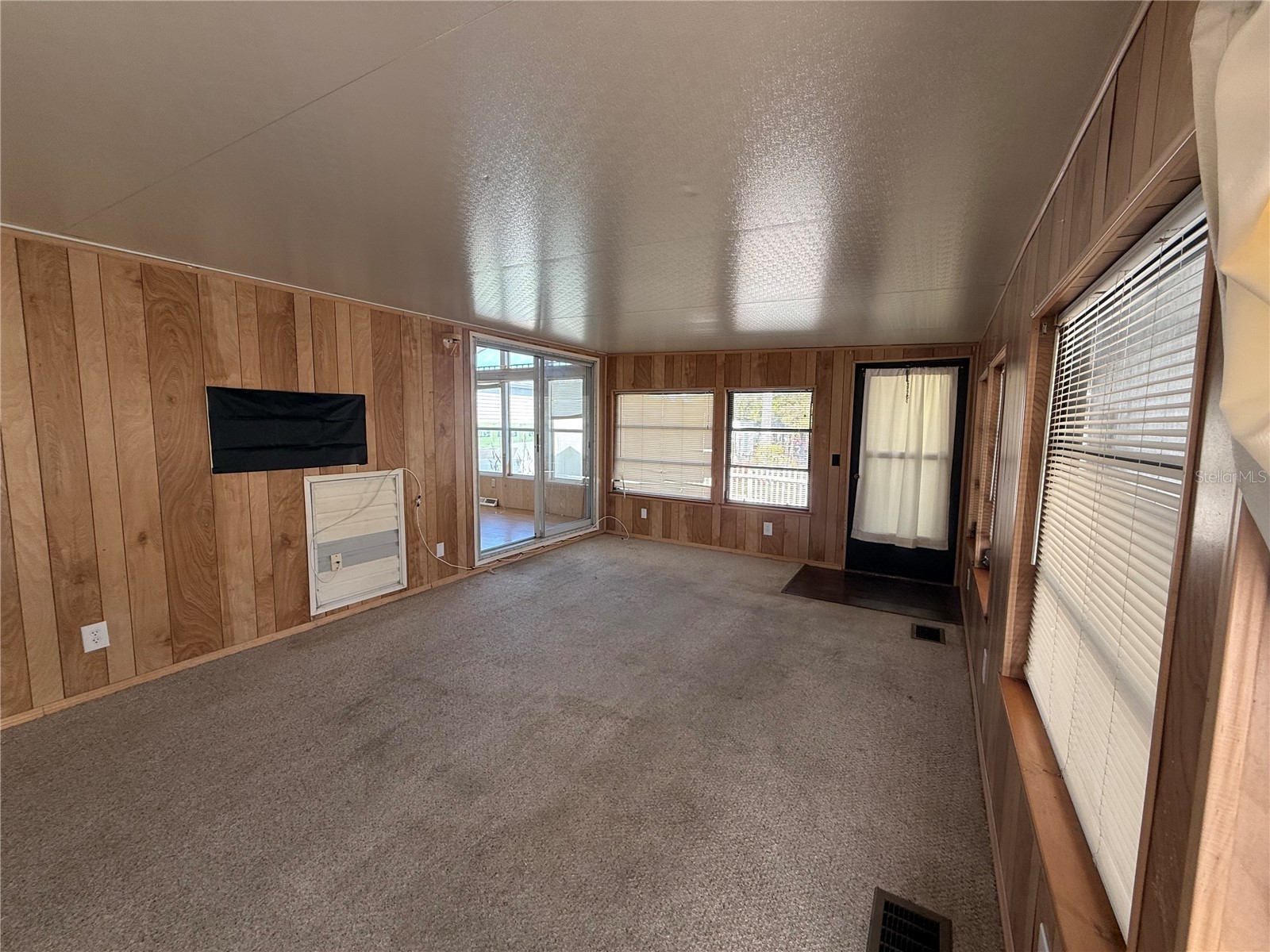 9514 Black Bear Drive Weeki Wachee FL 34613 TB8472363 image5