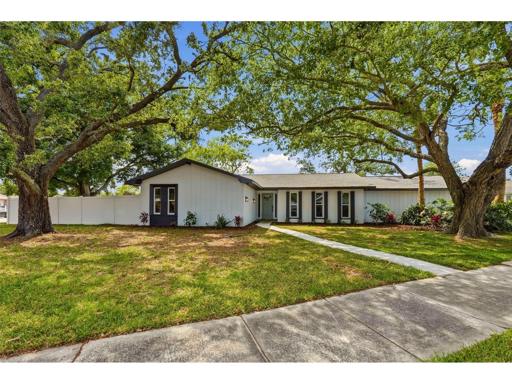 9516 Merrimoor Boulevard Seminole FL 33777 TB8497444 image1
