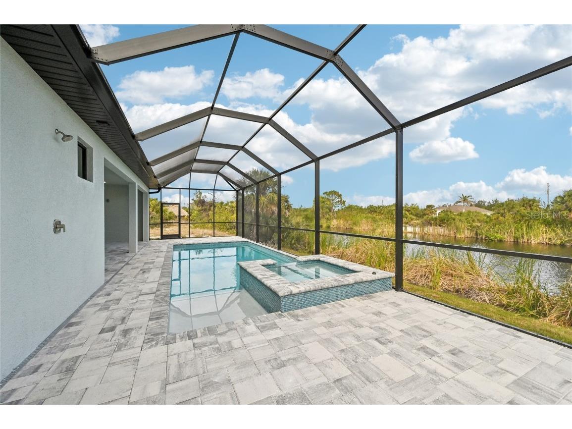 9516 President Circle Port Charlotte FL 33981 C7515863 image2