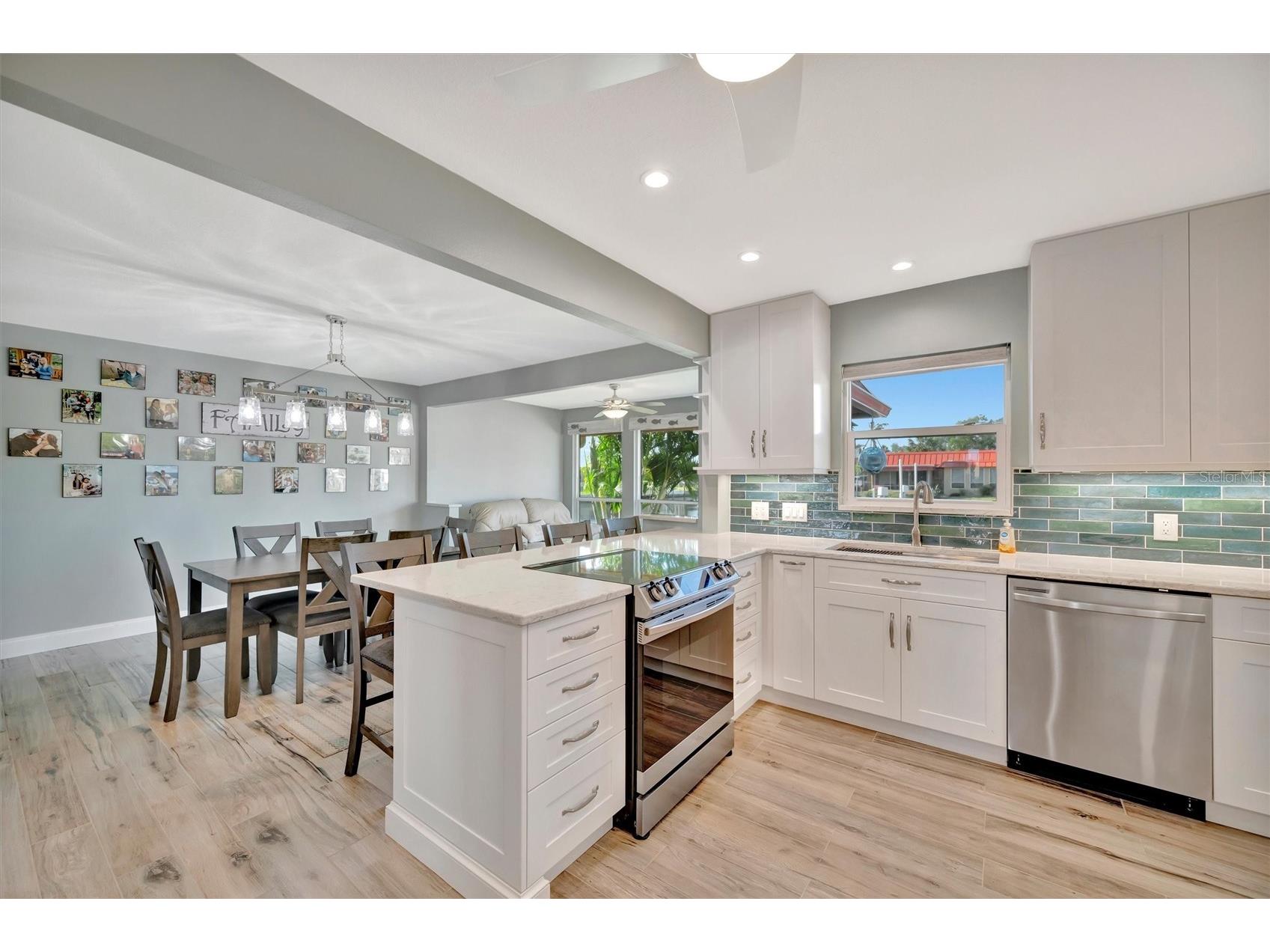 9517 Azure Cove Bradenton FL 34210 - PALMA SOLA BAY A4690939 image16