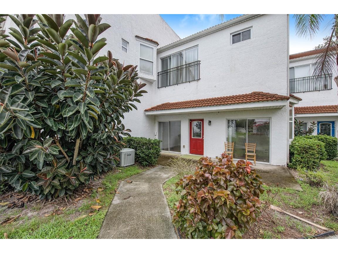 9517 Orange Valley Court Tampa FL 33618 O5974330 image1