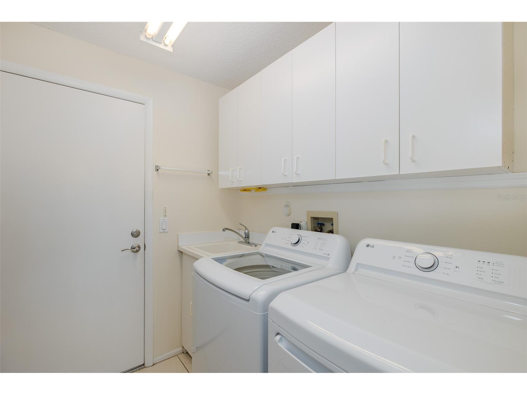 9519 Scenic Pine Court New Port Richey FL 34655 W7885992 image37