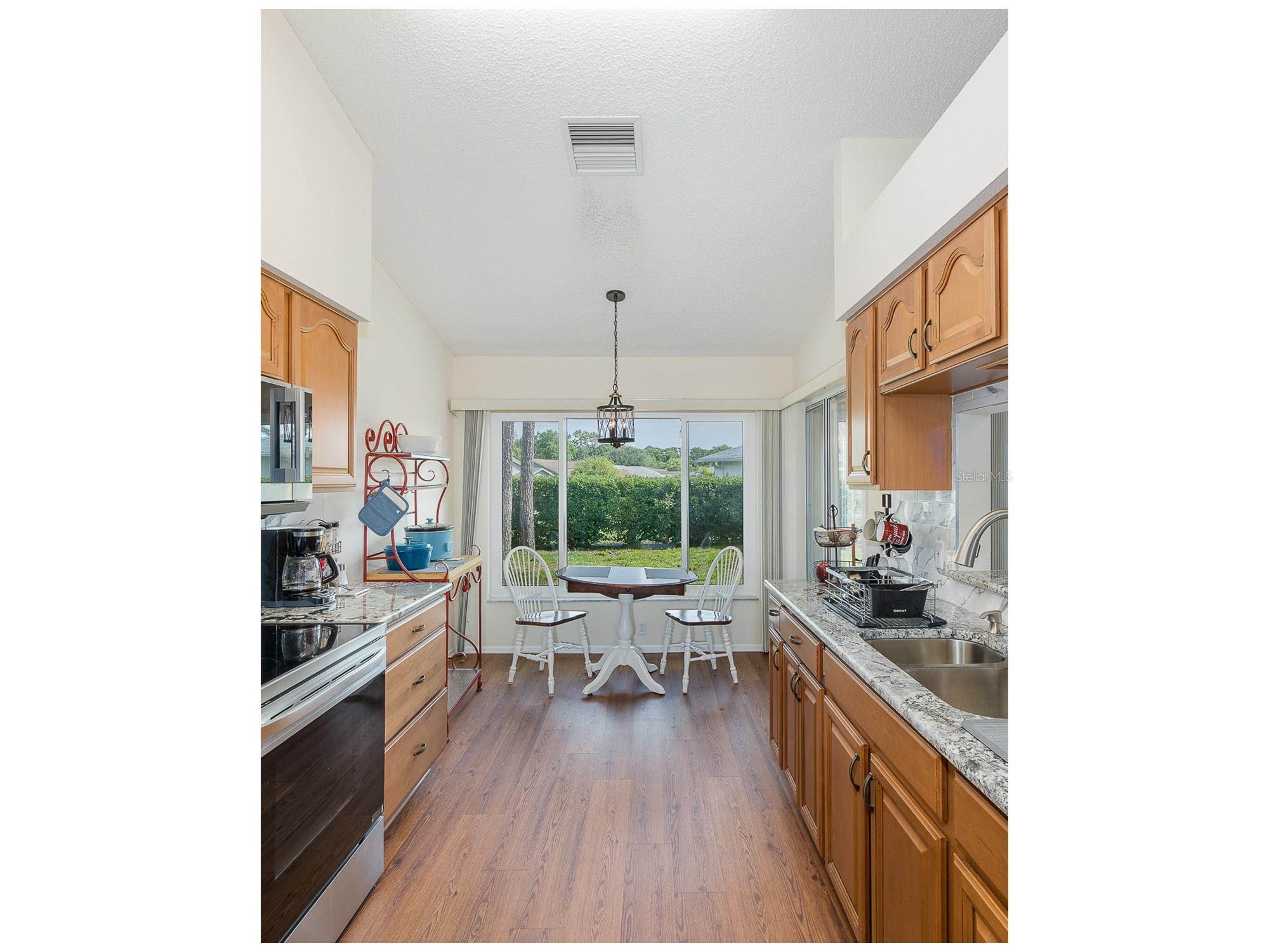 9519 Scenic Pine Court New Port Richey FL 34655 W7885992 image9