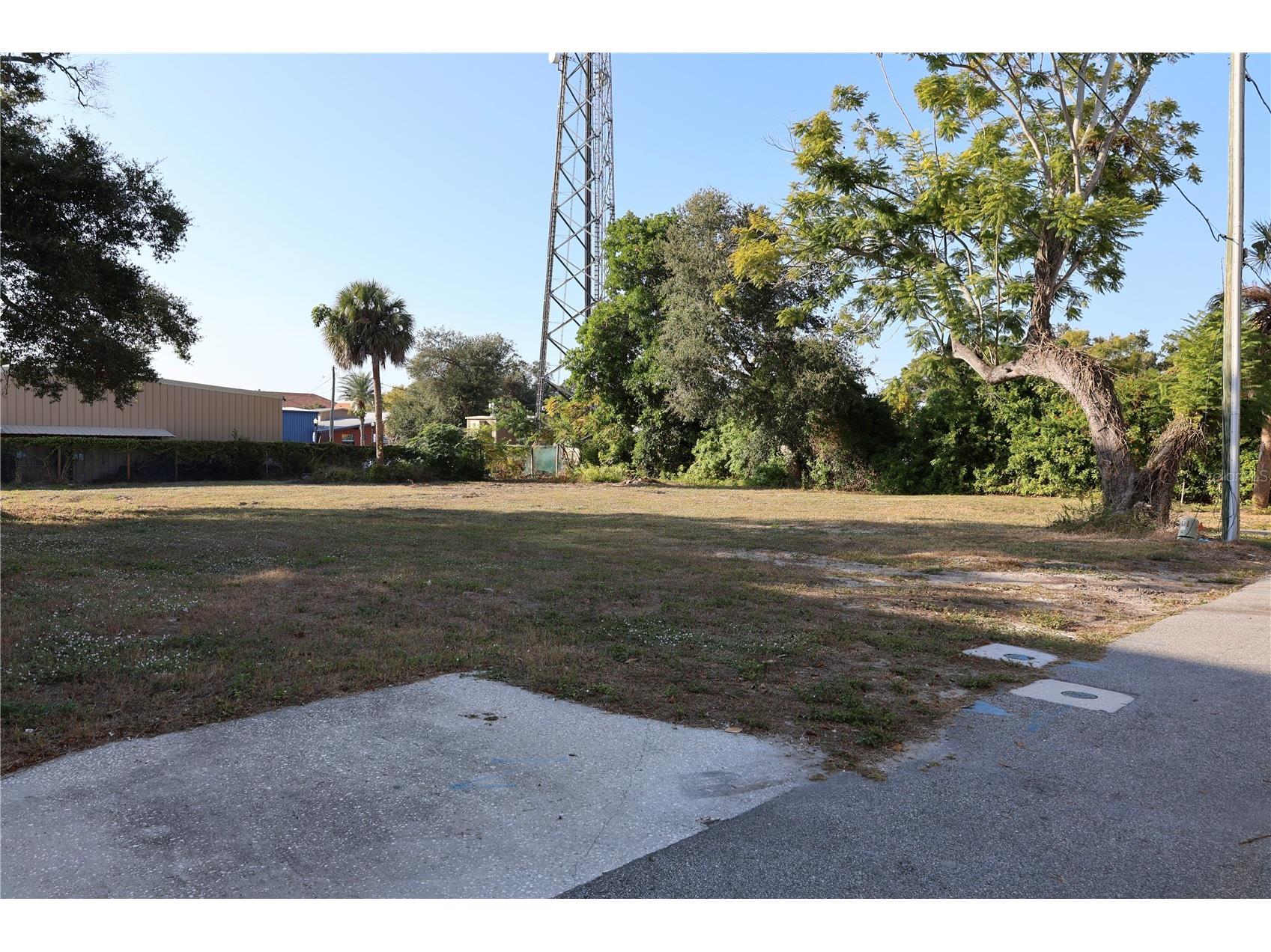 952/958 Howard Avenue Dunedin FL 34698 TB8444241 image6