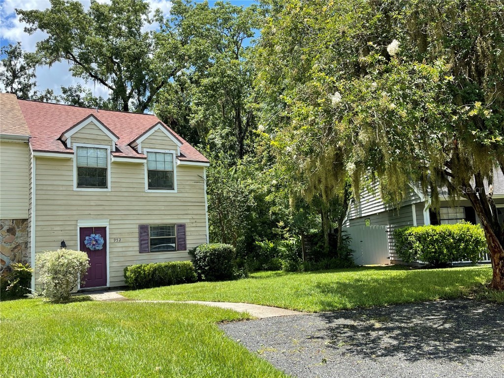 952 Coachlight Lane Brooksville FL 34601 W7876473 image1