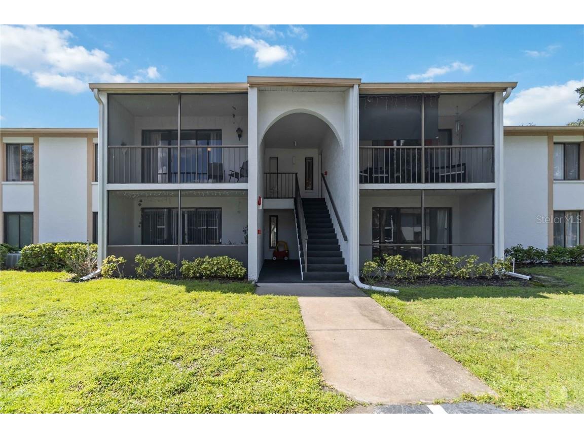 952 Courtyard Lane #32-C Orlando FL 32825 A4666395 image1