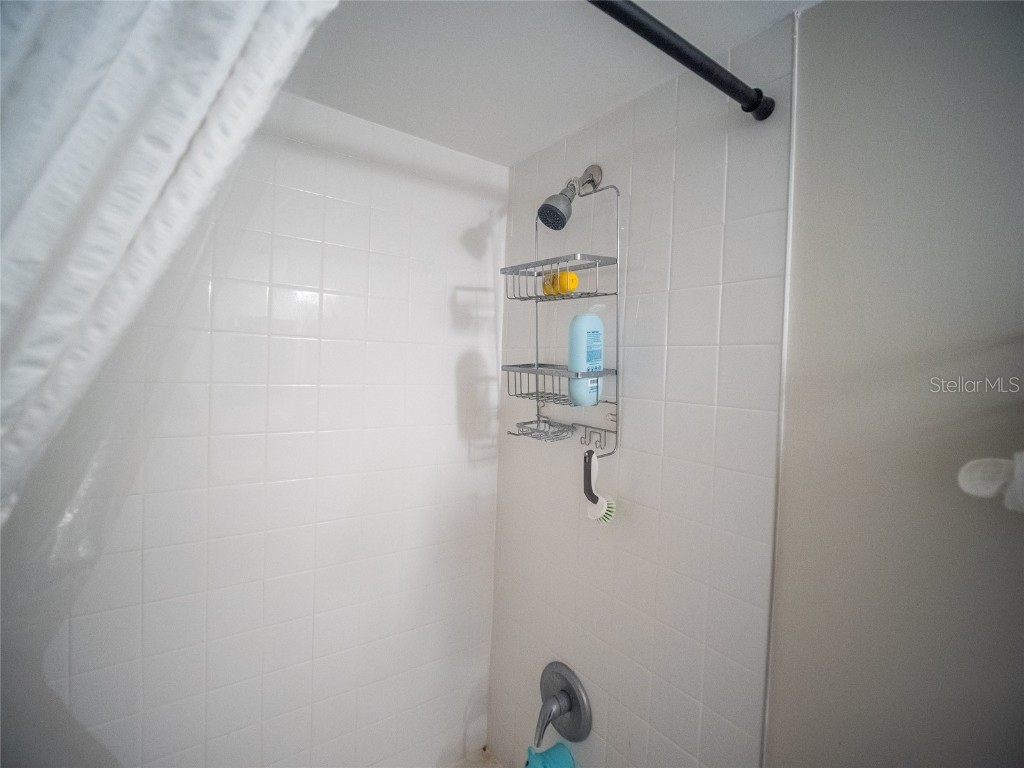 952 Courtyard Lane #41 Orlando FL 32825 O6315954 image25