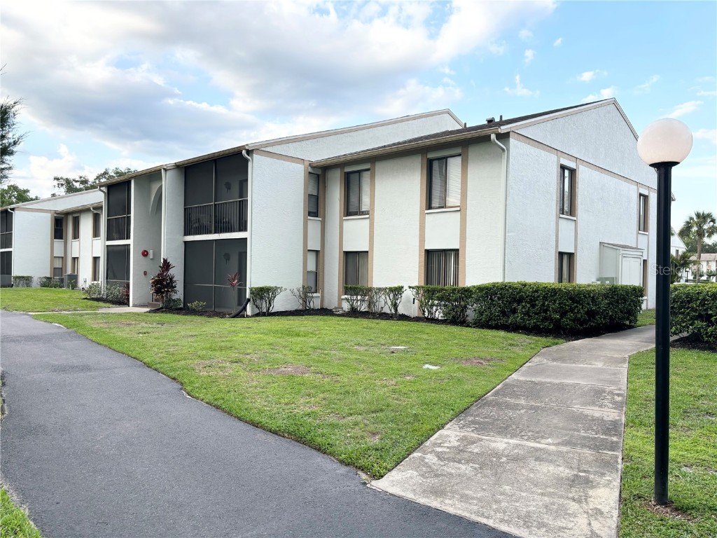 952 Courtyard Lane #51 Orlando FL 32825 O6210072 image1