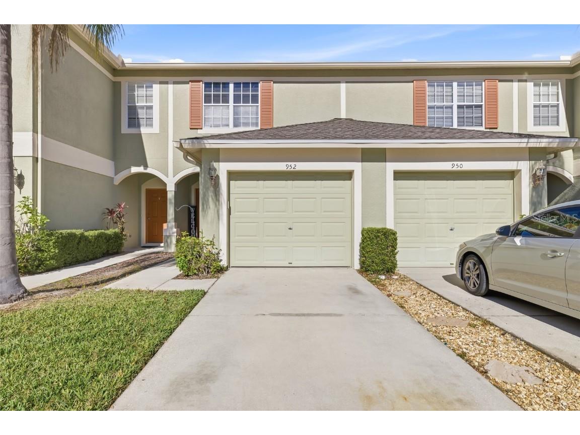 952 Vista Cay Court Brandon FL 33511 TB8457088 image2