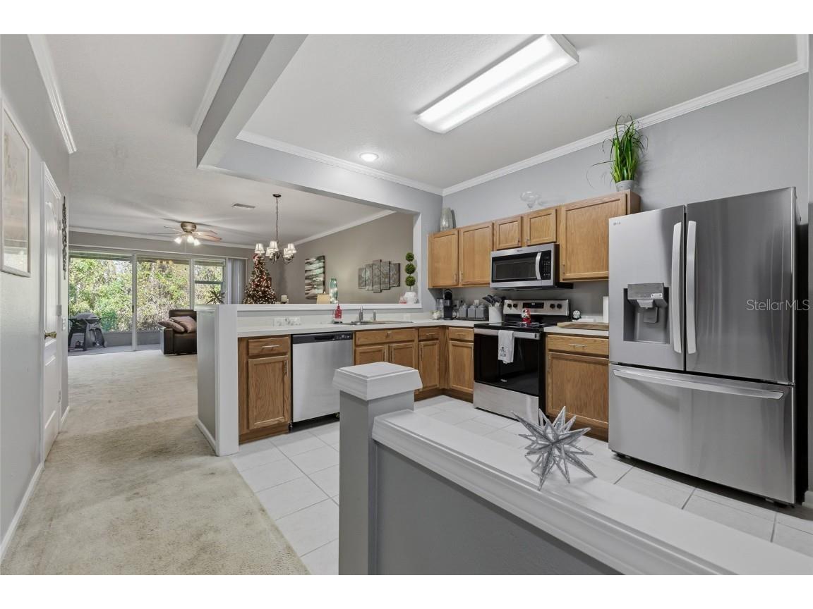 952 Vista Cay Court Brandon FL 33511 TB8457088 image4