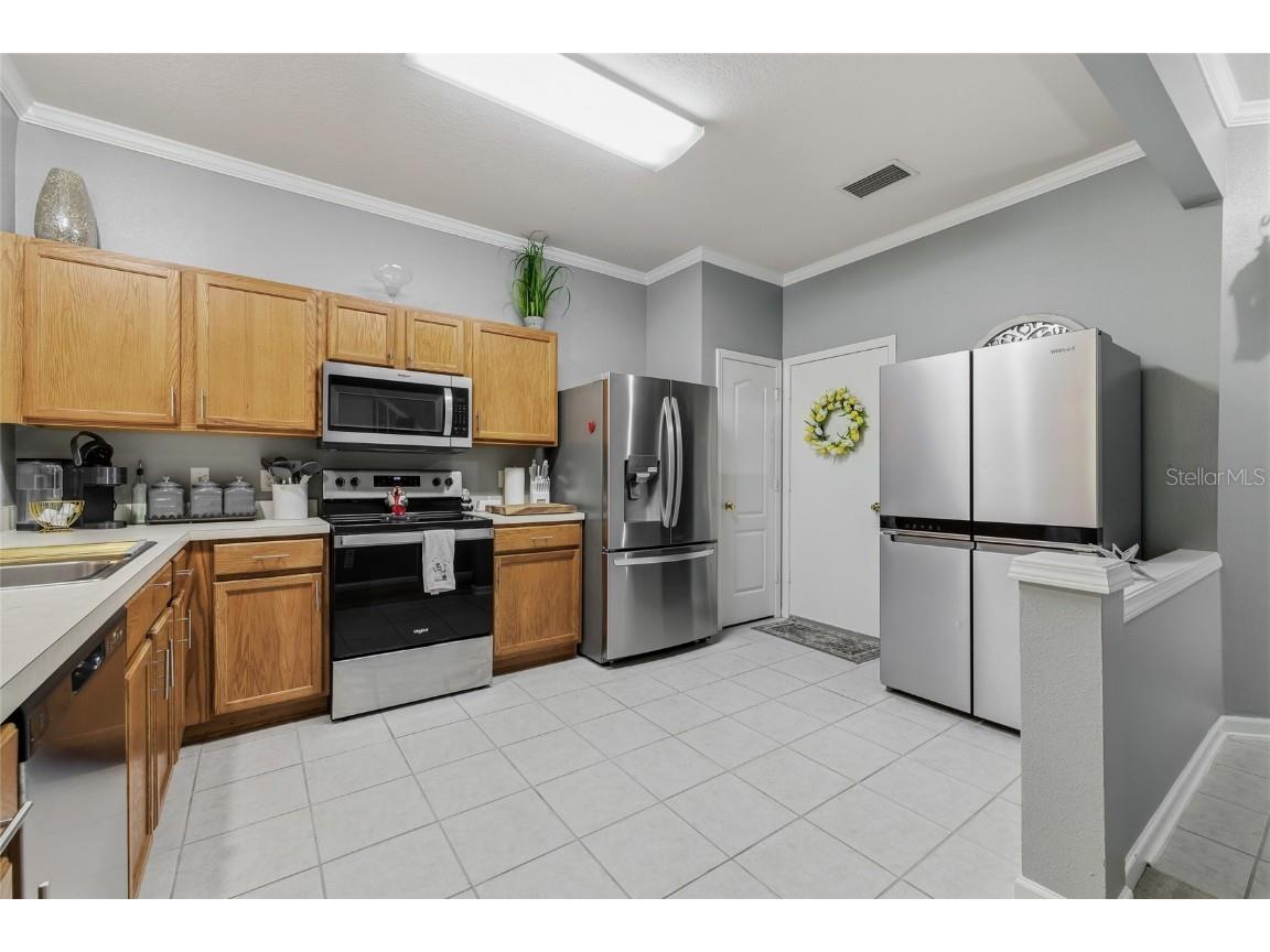 952 Vista Cay Court Brandon FL 33511 TB8457088 image5