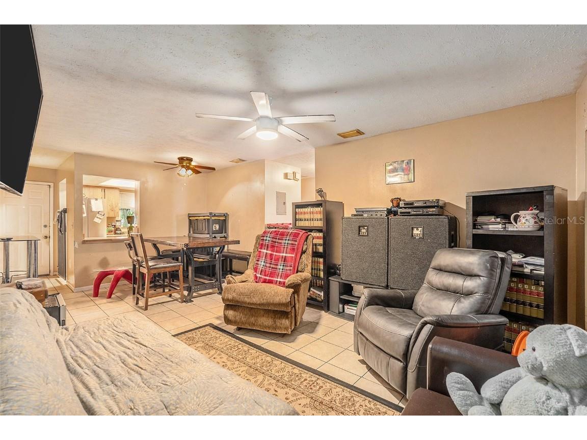 9523 Fieldview Circle #D Thonotosassa FL 33592 TB8447426 image7