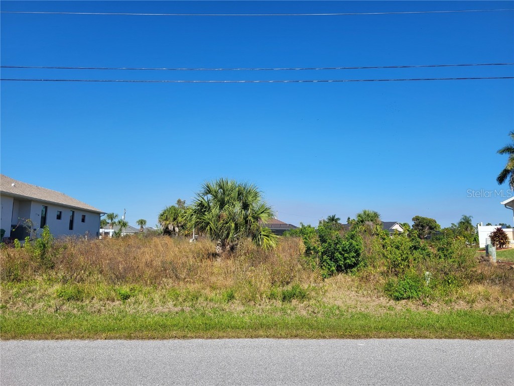 9524 Attica Circle Port Charlotte FL 33981 - EAU CLAIRE WATERWAY D6144761 image6