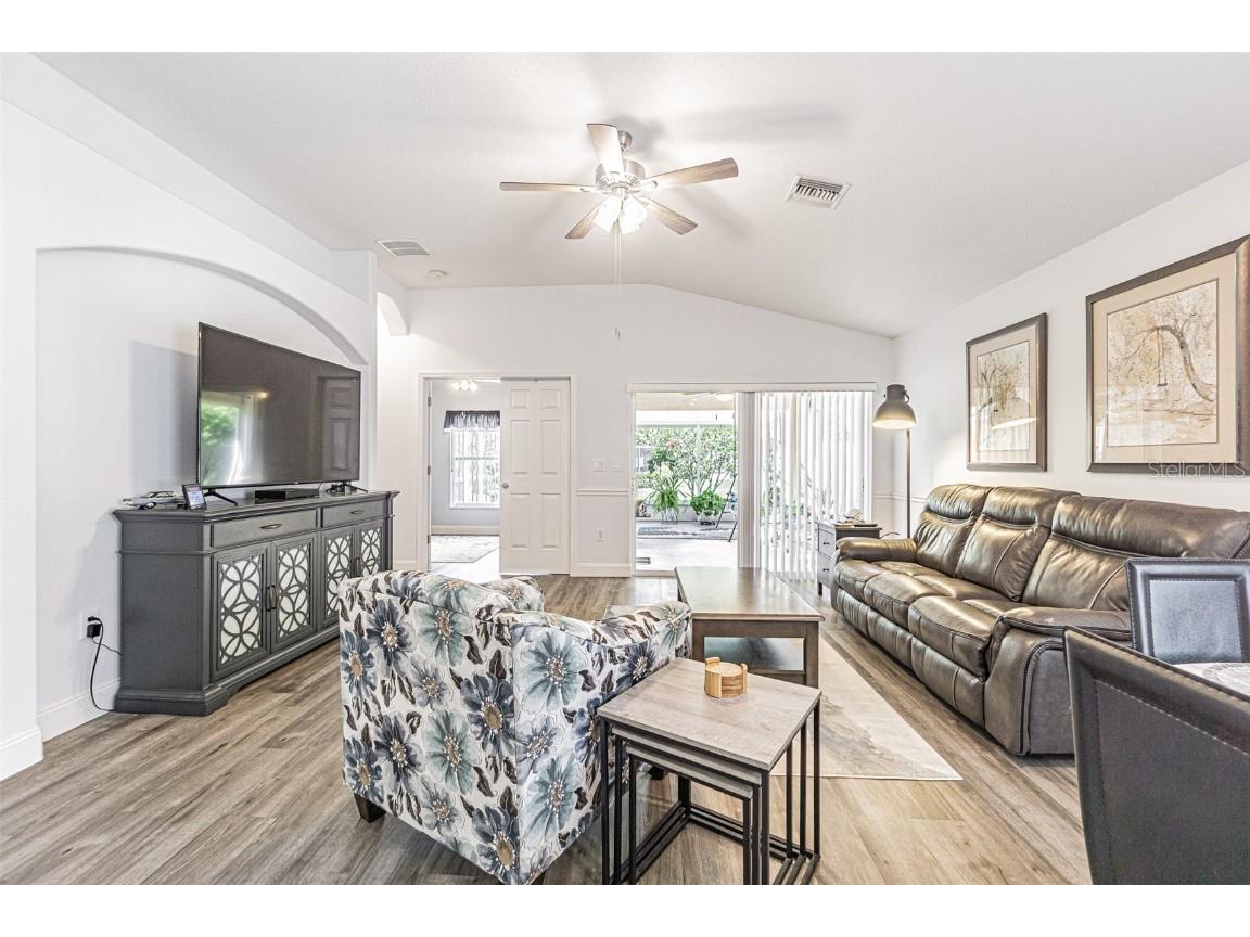 9524 Rolling Circle San Antonio FL 33576 TB8420330 image10