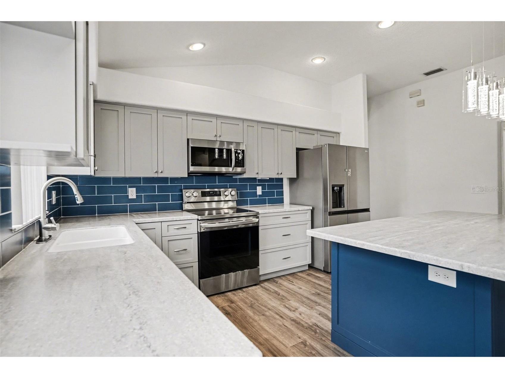 9524 Rolling Circle San Antonio FL 33576 TB8482138 image11