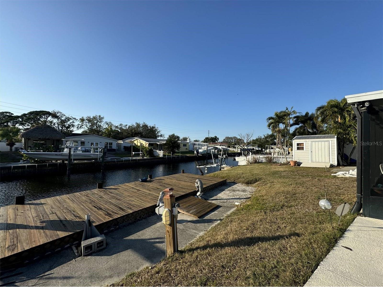 9524 Treasure Lane NE Saint Petersburg FL 33702 - RIVIERA BAY TB8339749 image5