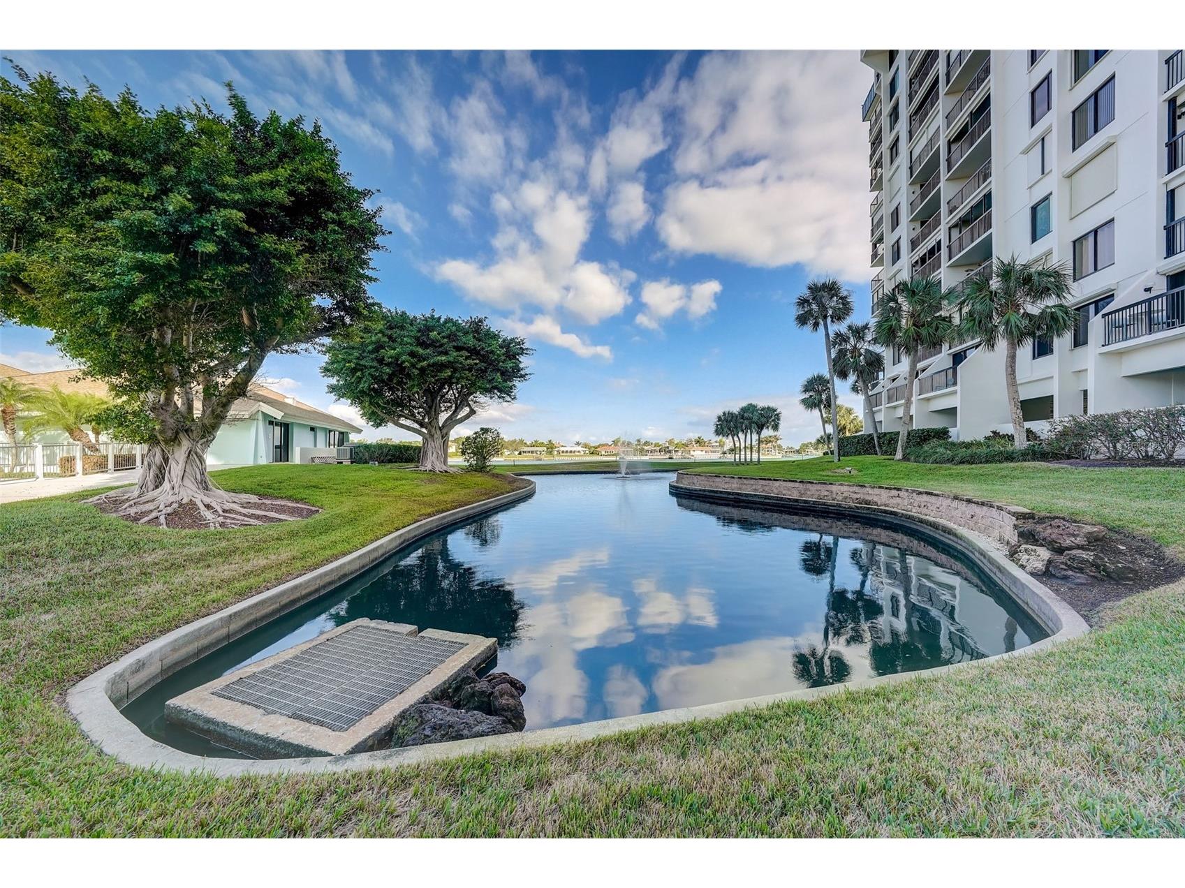 9525 Blind Pass Road #507 Saint Pete Beach FL 33706 - INTRACOASTAL WATERWAY TB8335575 image41
