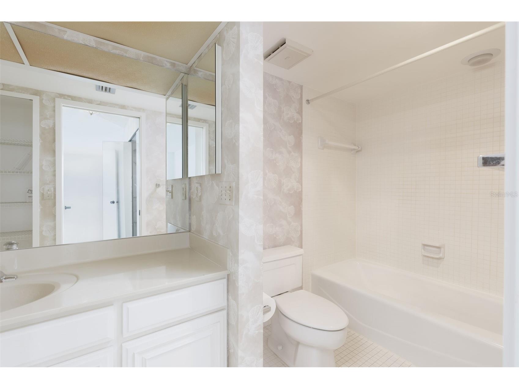 9525 Blind Pass Road #508 Saint Pete Beach FL 33706 TB8461567 image15