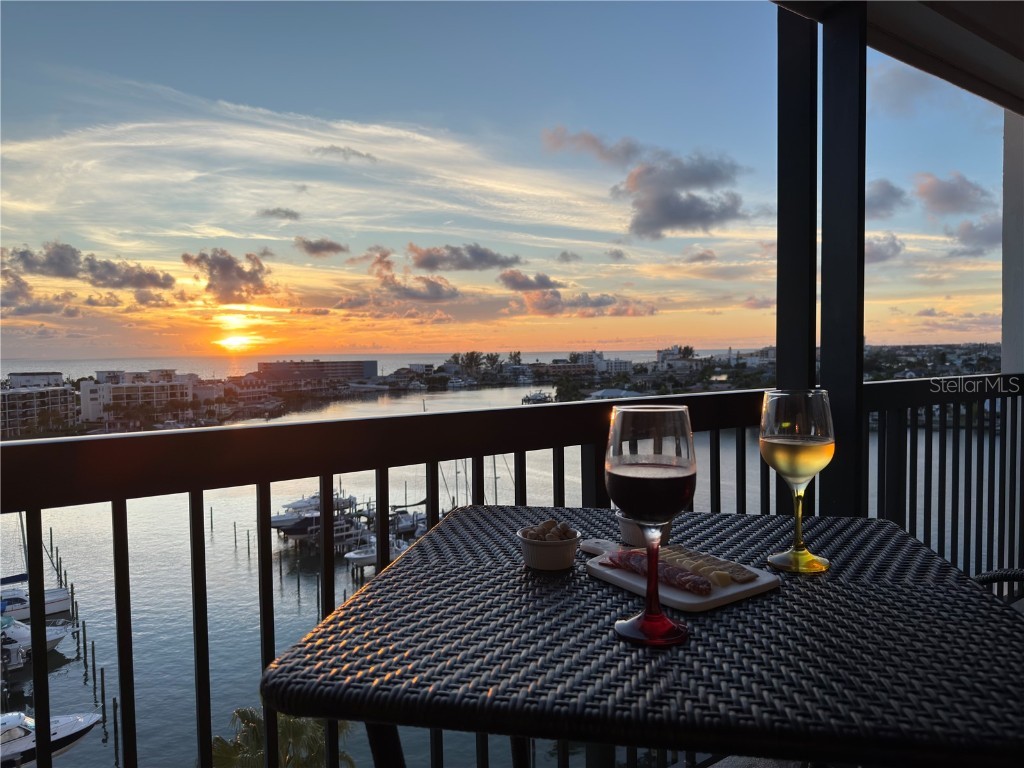 9525 Blind Pass Road #902 Saint Pete Beach FL 33706 TB8392461 image1