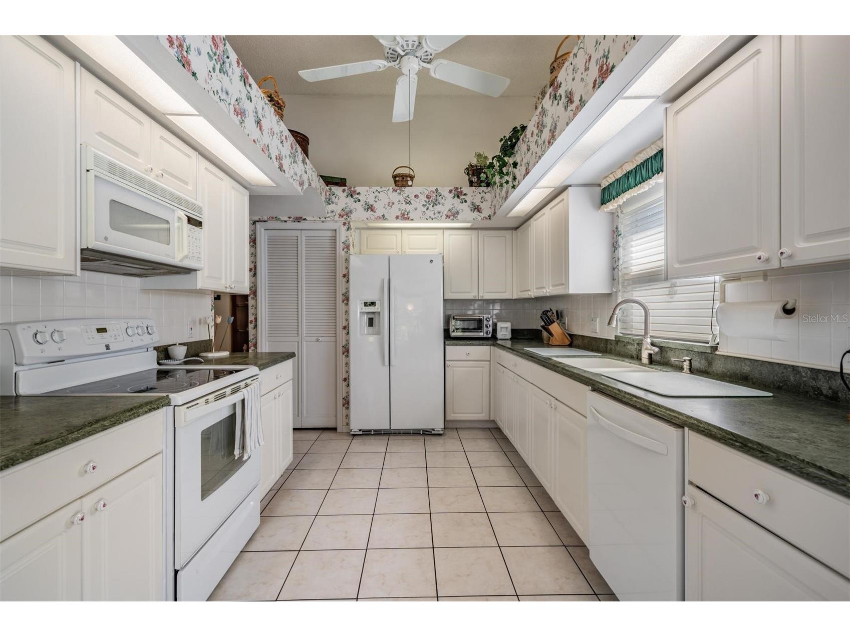 9525 Springmeadow Drive New Port Richey FL 34655 W7883440 image6
