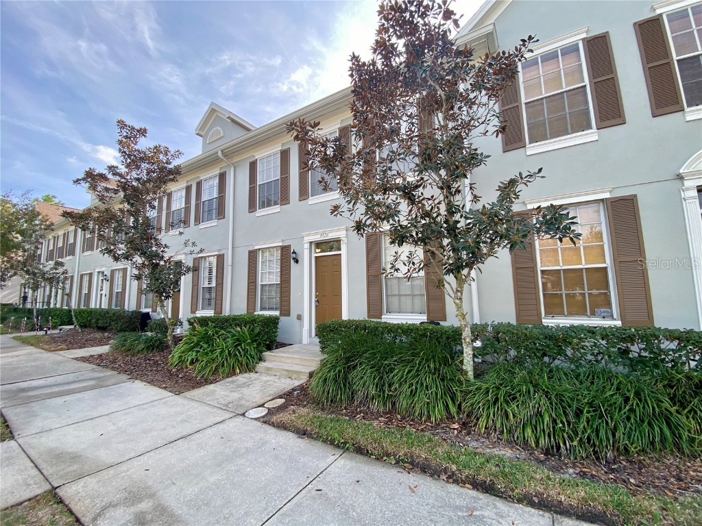 9526 W Park Village Drive Tampa FL 33626 L4957730 image1