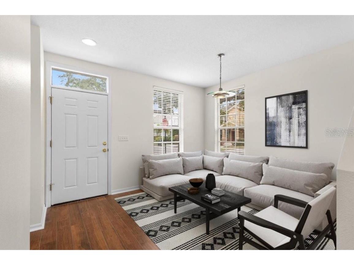 9526 W Park Village Drive Tampa FL 33626 L4957730 image2