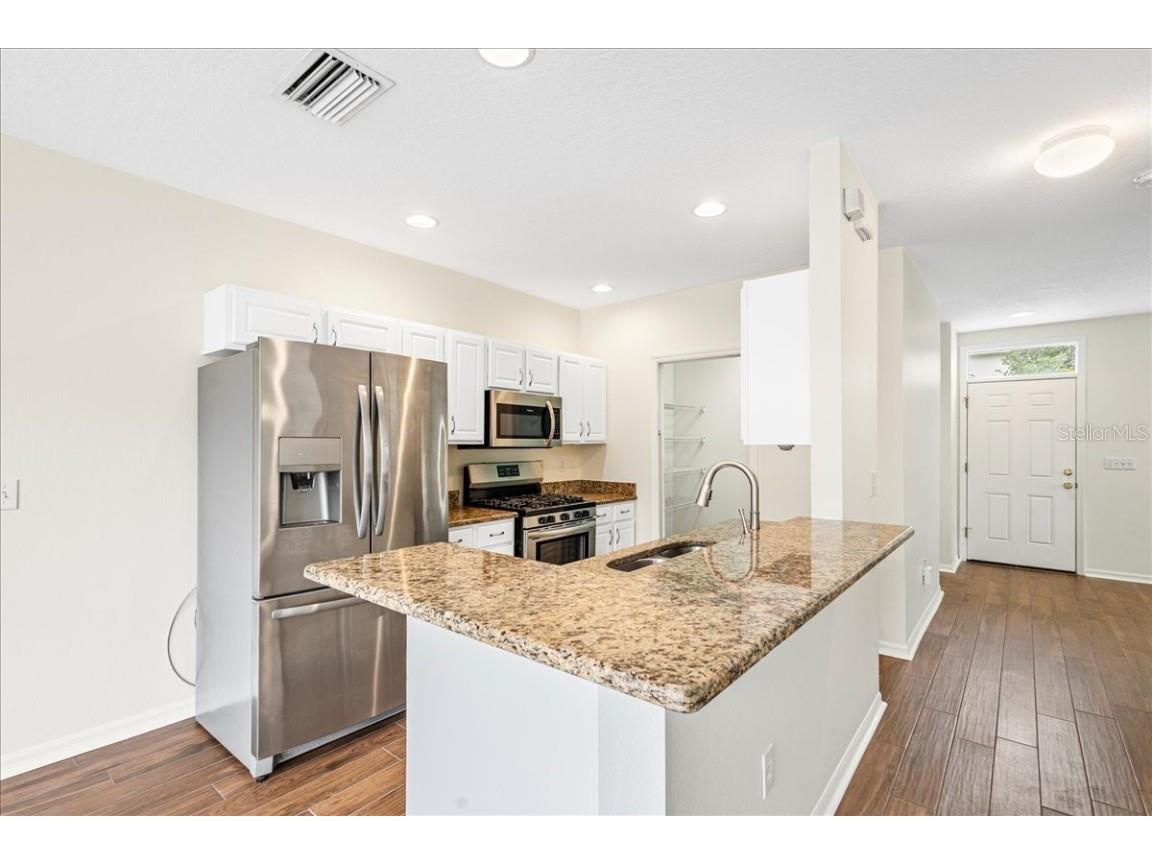 9526 W Park Village Drive Tampa FL 33626 L4957730 image6