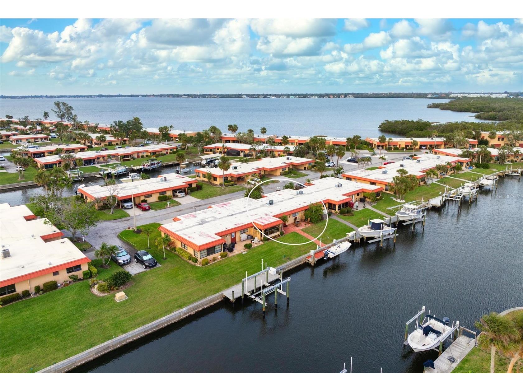 9527 Azure Cove Bradenton FL 34210 A4679796 image1