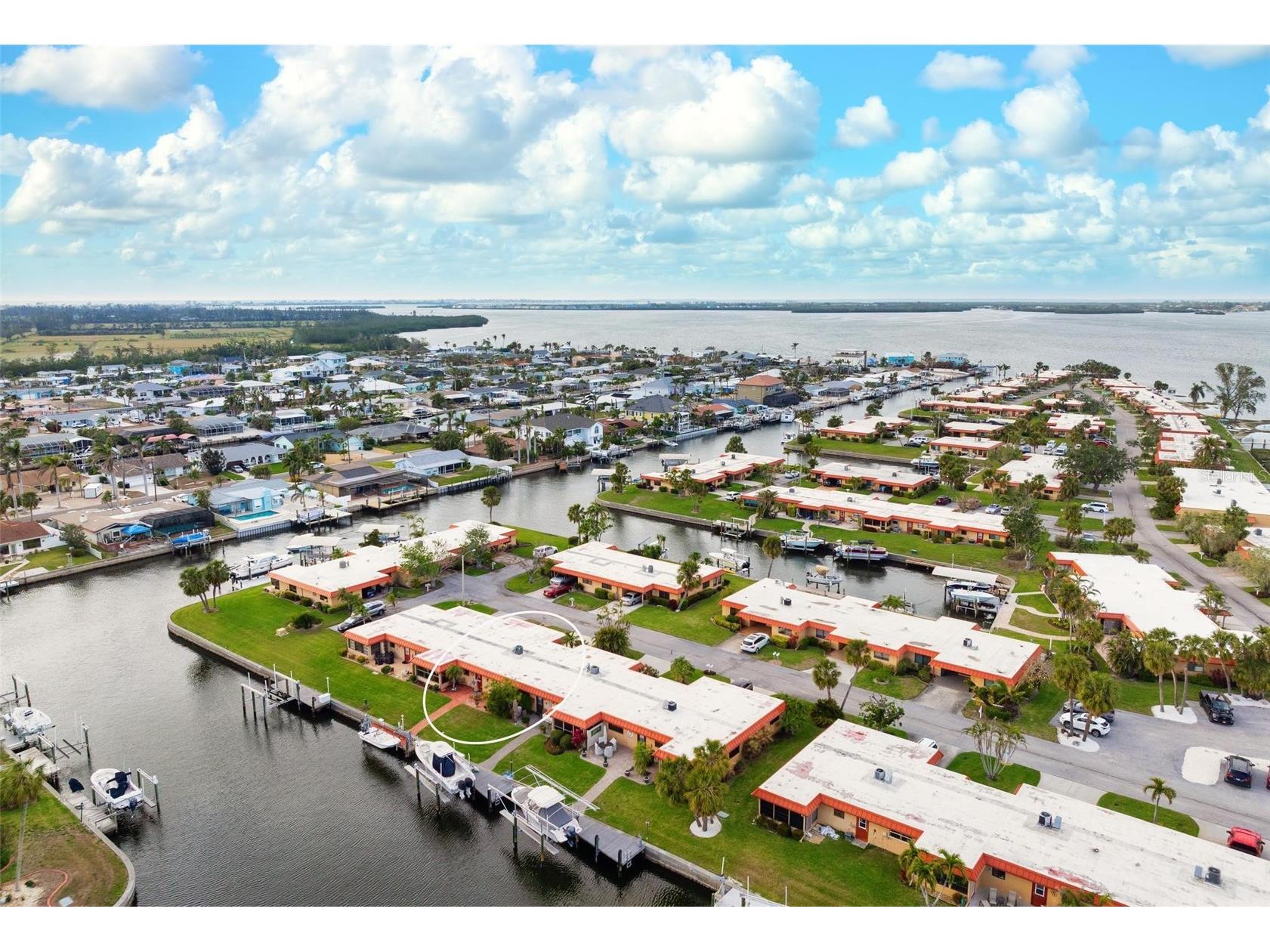 9527 Azure Cove Bradenton FL 34210 A4679796 image36
